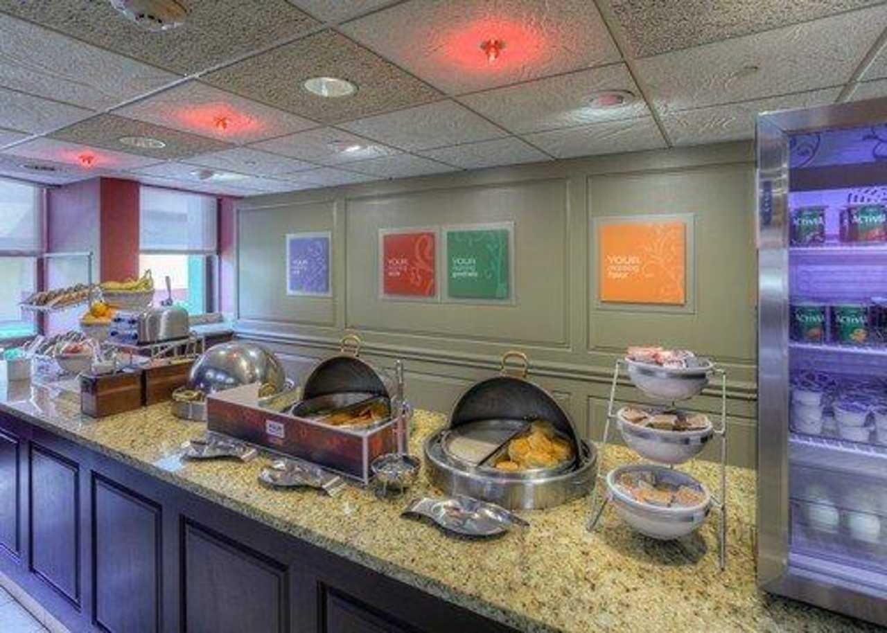 Comfort Inn & Suites Evansville Airport Екстериор снимка
