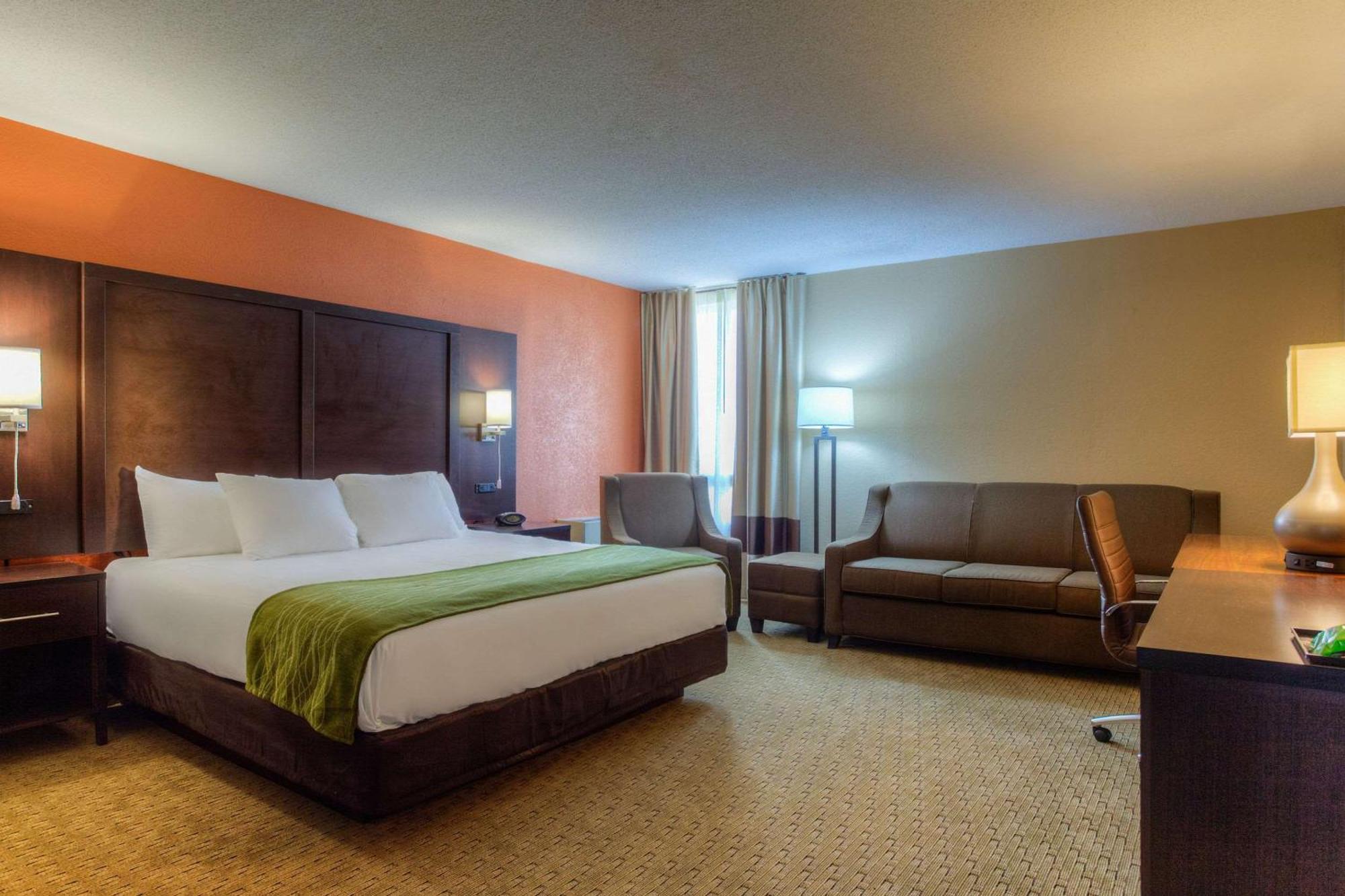 Comfort Inn & Suites Evansville Airport Екстериор снимка