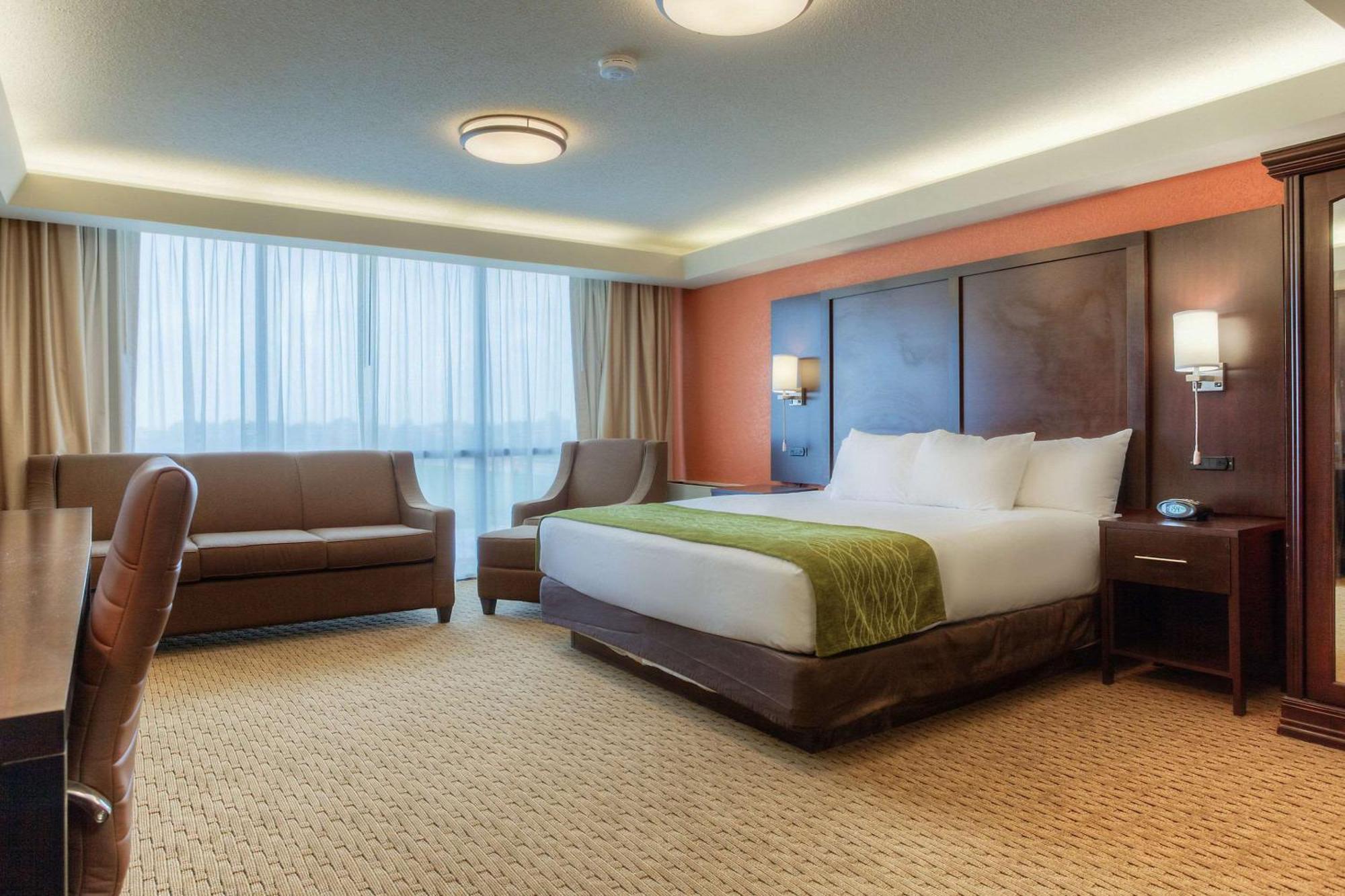 Comfort Inn & Suites Evansville Airport Екстериор снимка