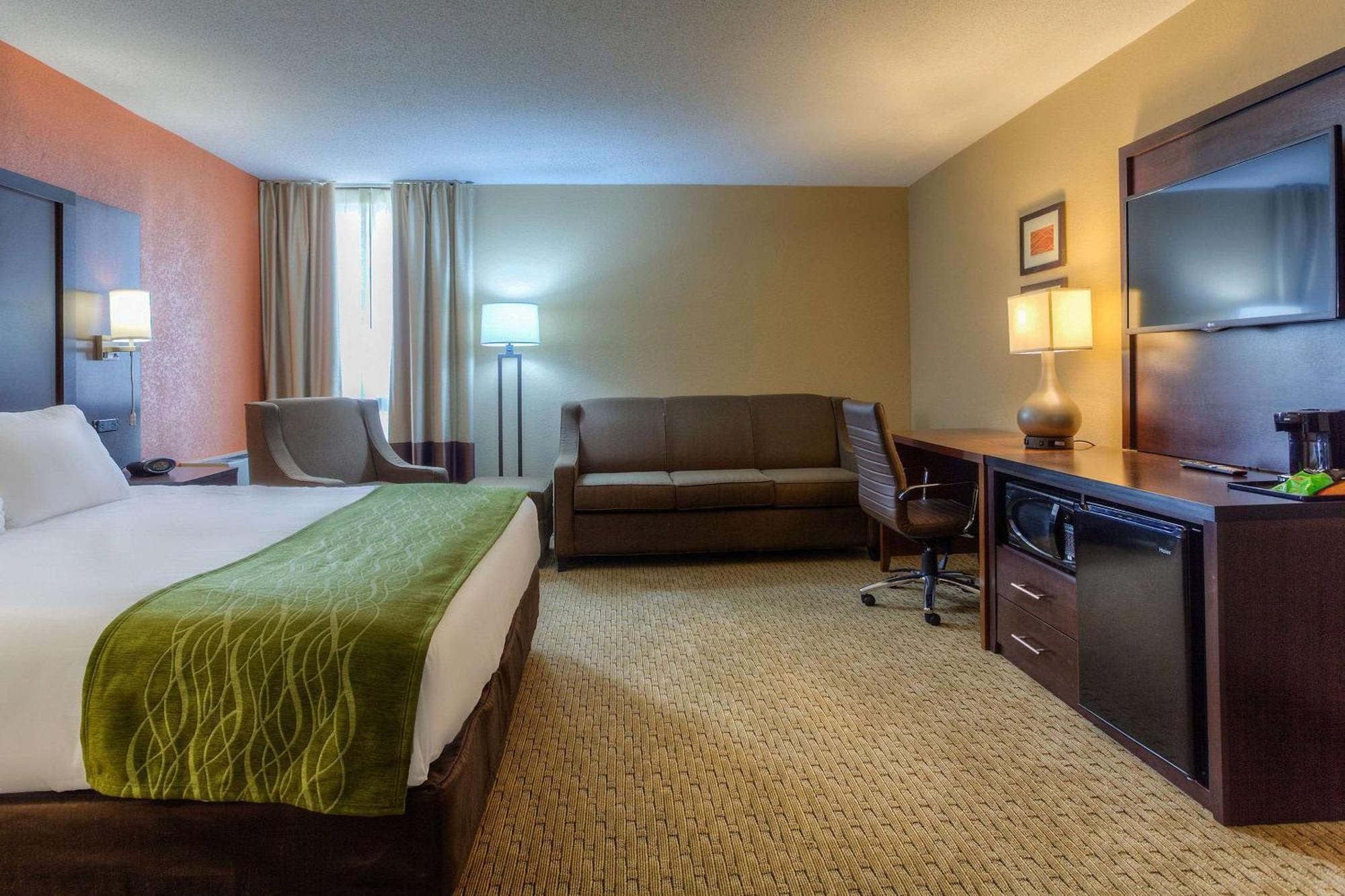 Comfort Inn & Suites Evansville Airport Екстериор снимка