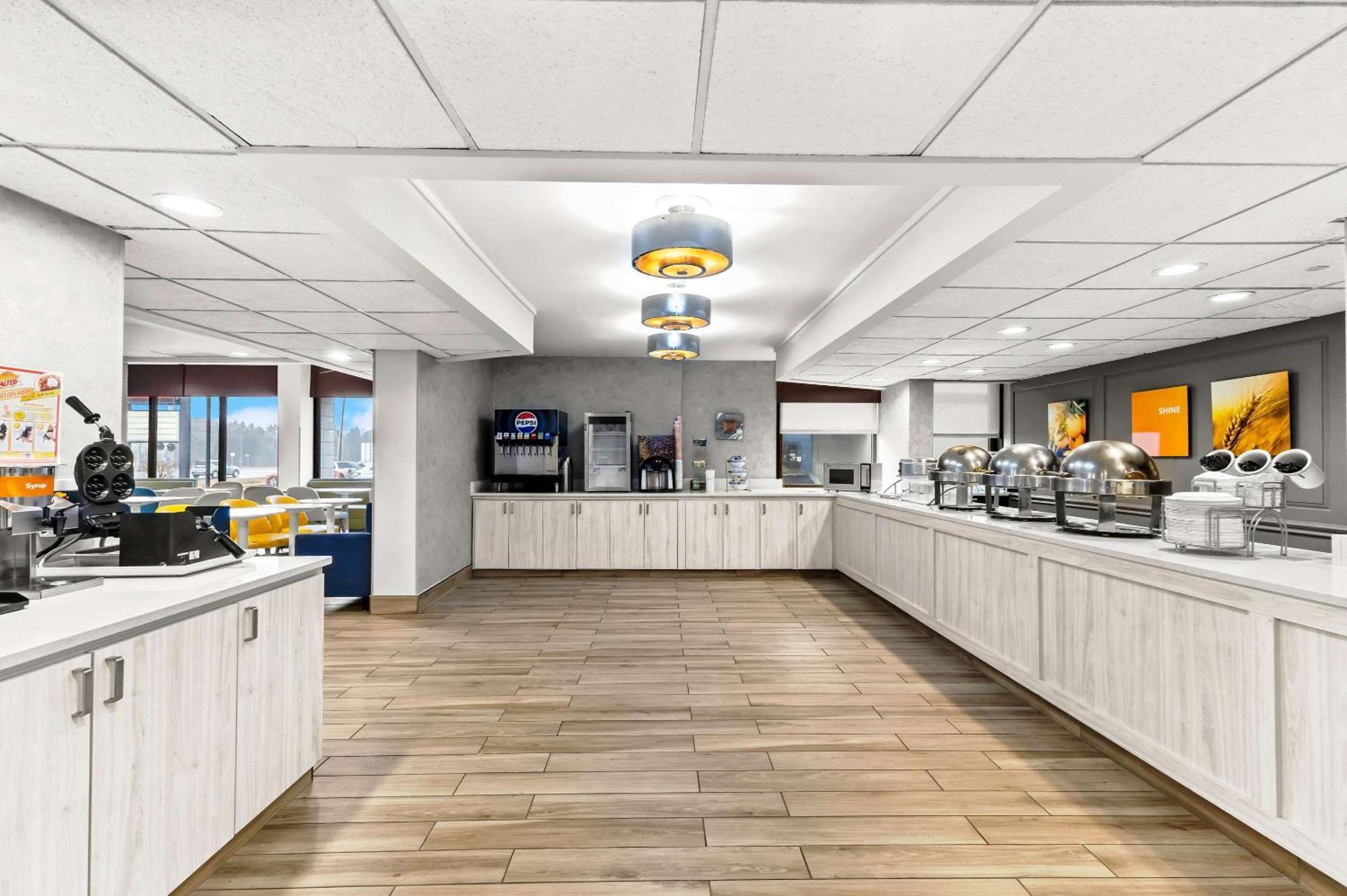 Comfort Inn & Suites Evansville Airport Екстериор снимка