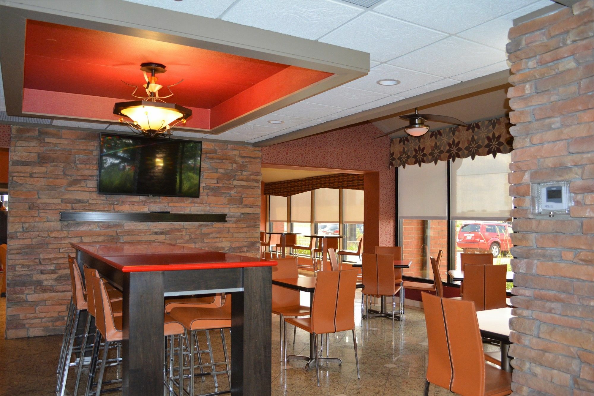 Comfort Inn & Suites Evansville Airport Екстериор снимка